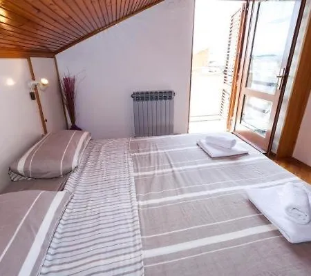 In With Sea View, Terrace, Air Conditioning,wifi 3475-4 * Pakoštane