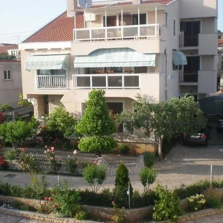 In With Sea View, Terrace, Air Conditioning,wifi 3475-4 Appartement *